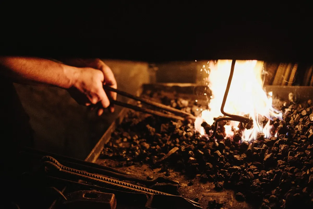 Winter Forging in the UK: Keeping Your Workshop Warm, Dry and Productive